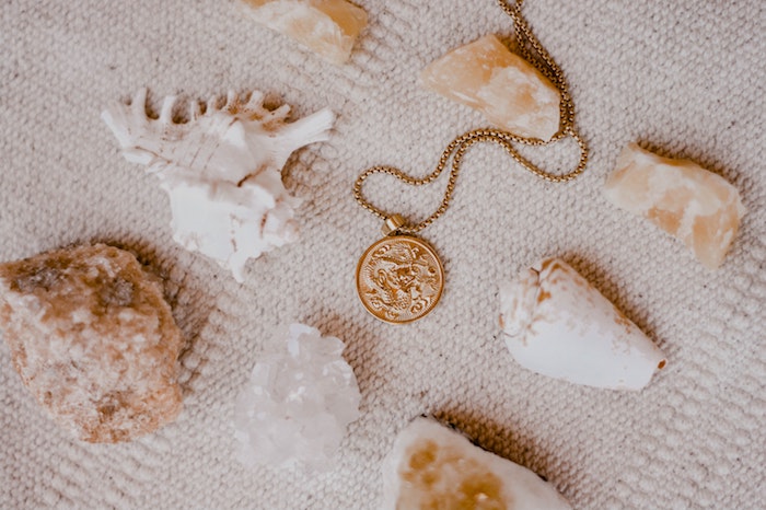 La vibration des pierres précieuses